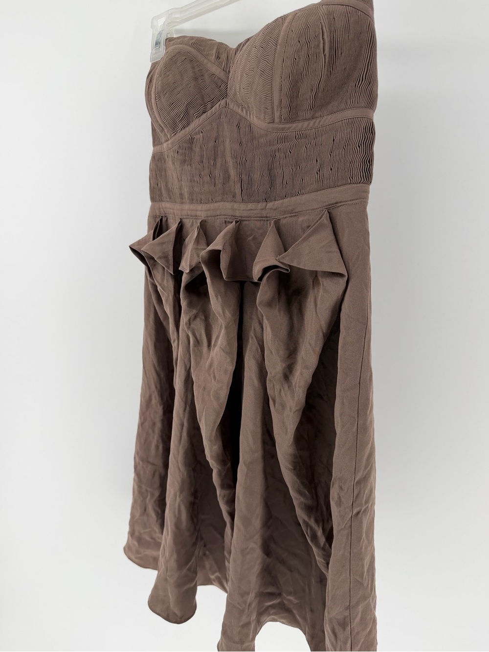 Quillaree by Anthropologie Strapless Ruffle Sweetheart Mini Dress Taupe Sz 8 - Picture 6 of 7